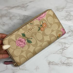 Coach Flower Accordion Wallet